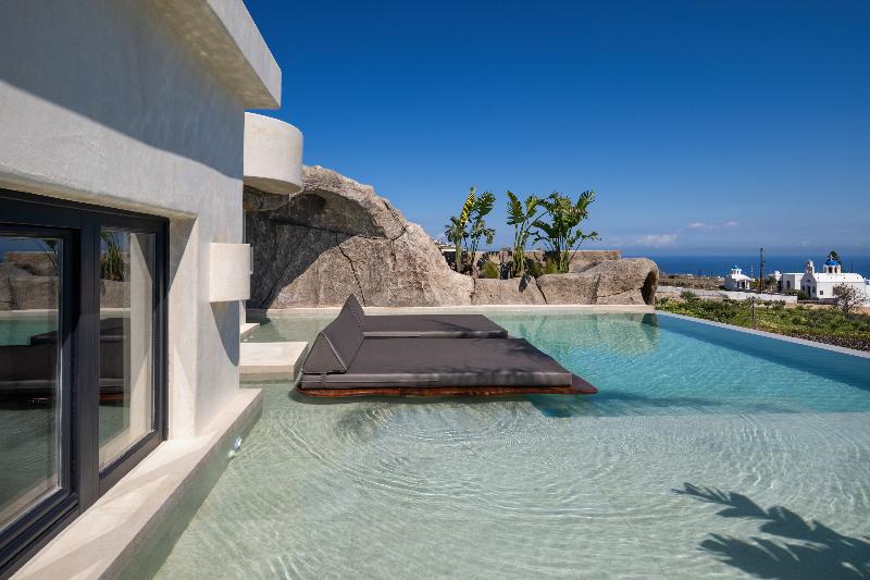 Senses Luxury Houses image