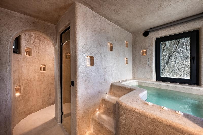 Senses Luxury Houses image
