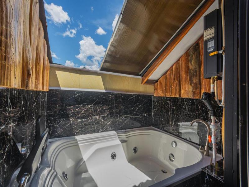 Hotel Lares 70 Laureles image