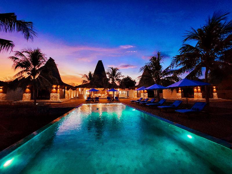 Kandora Luxury Villas image