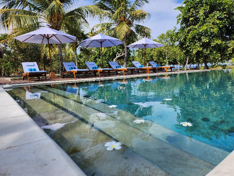 Kandora Luxury Villas image