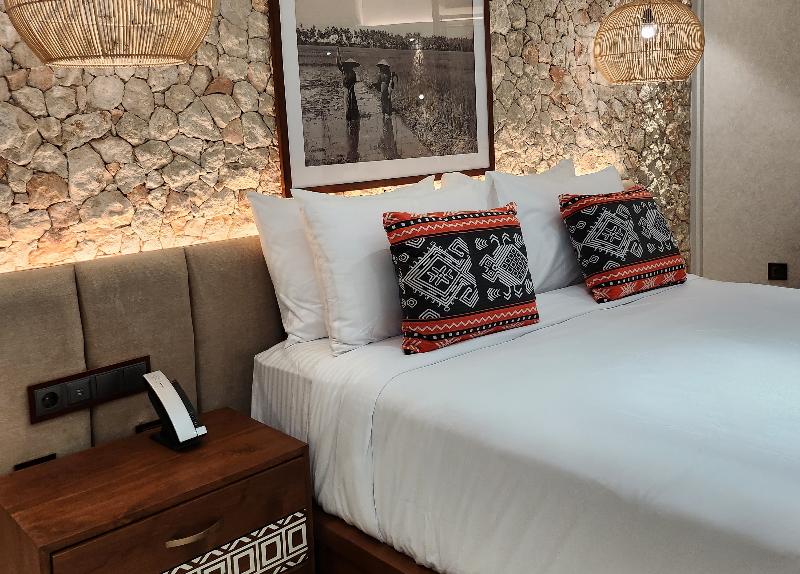 Kandora Luxury Villas image