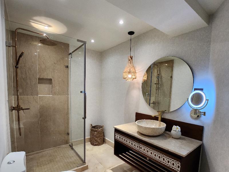 Kandora Luxury Villas image