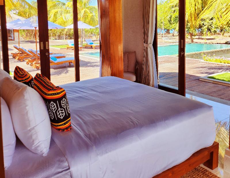 Kandora Luxury Villas image