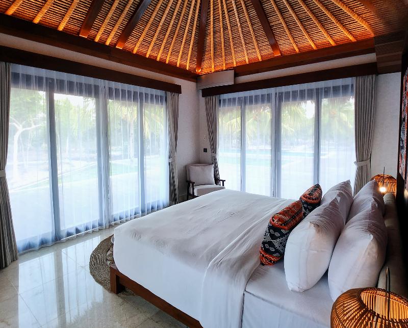 Kandora Luxury Villas image