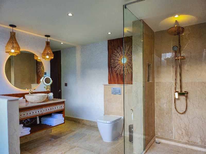Kandora Luxury Villas image