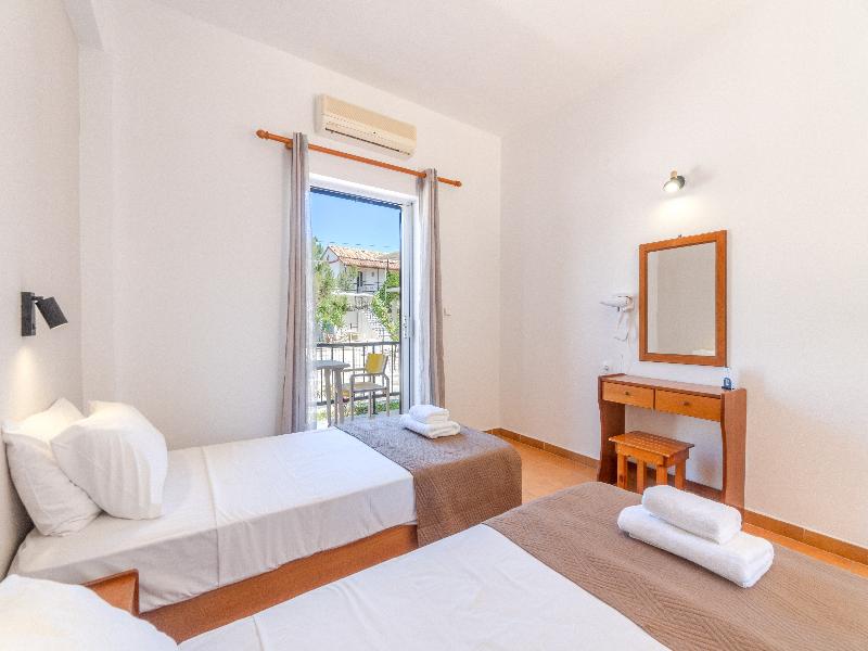 Saint Peter Bay Aparthotel image