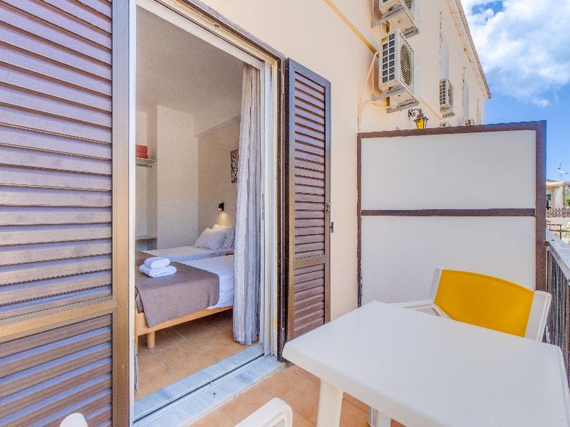 Saint Peter Bay Aparthotel image