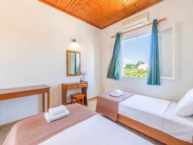 Saint Peter Bay Aparthotel image