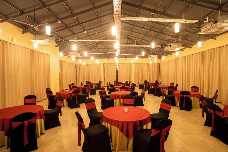 Citrus Prime Kanha Resort And Villas image