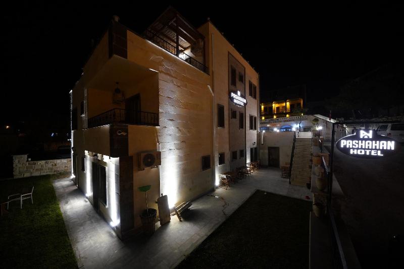 Pashahan Hotel image