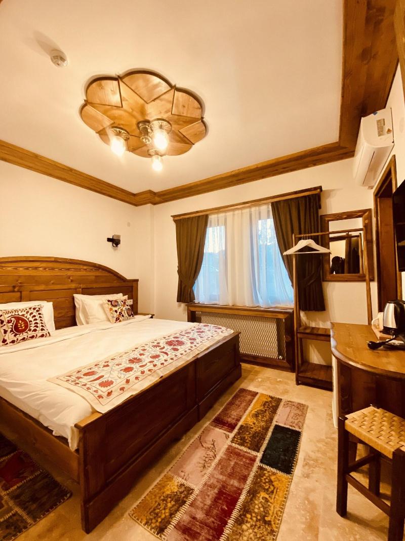 Pashahan Hotel image