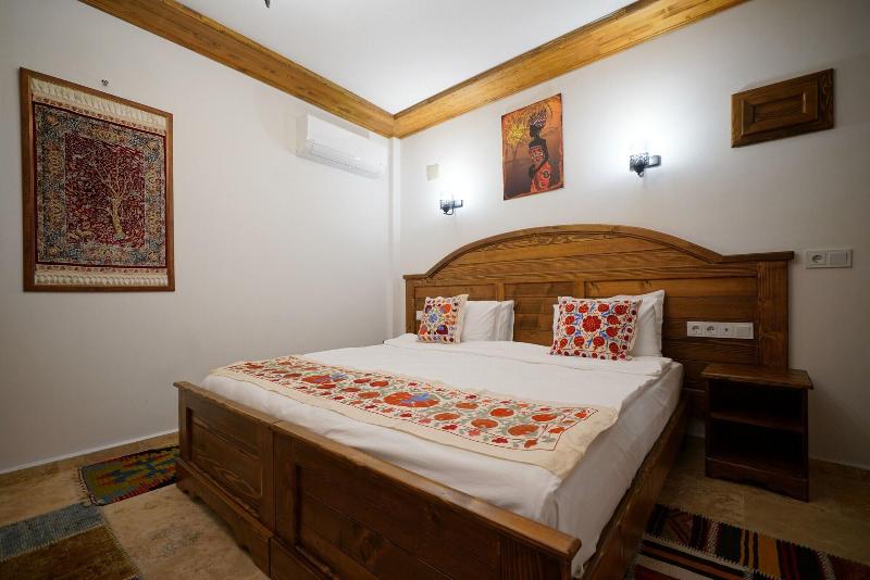 Pashahan Hotel image