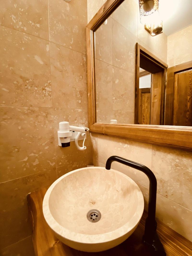Pashahan Hotel image