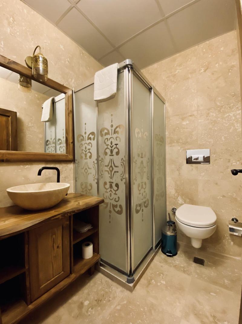 Pashahan Hotel image