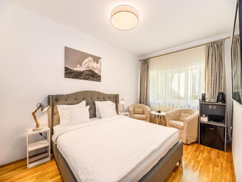 Cedrus Boutique image