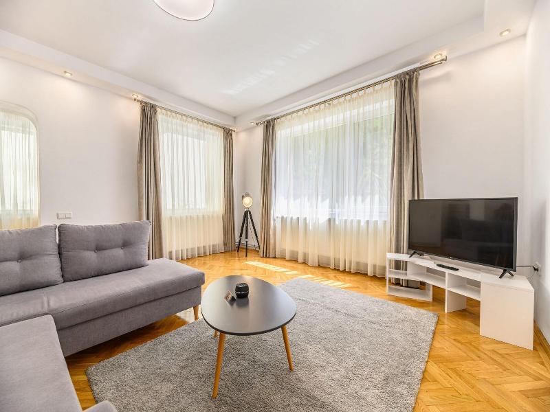 Cedrus Boutique image