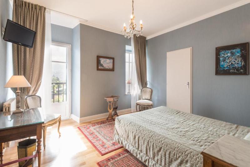 Logis Hotel Beau Site image