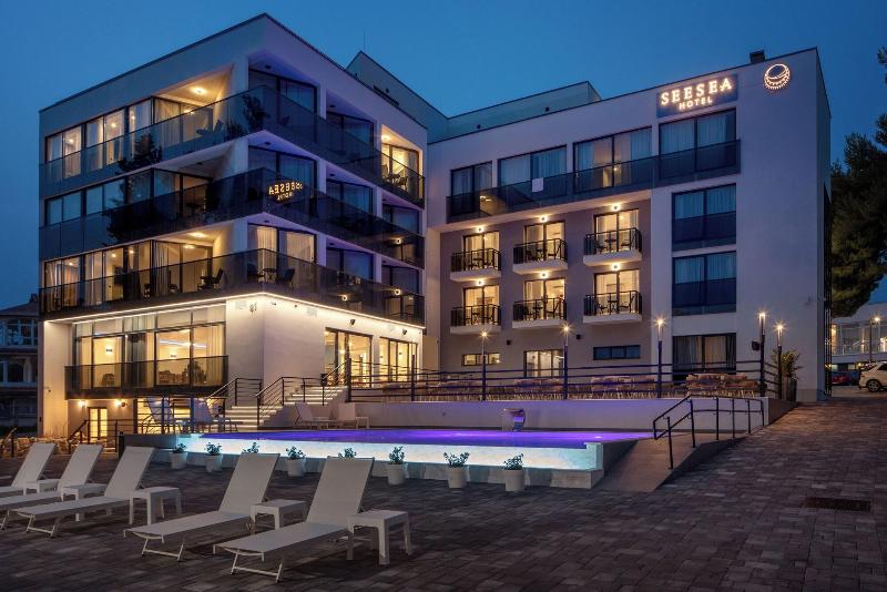 Seesea Hotel image