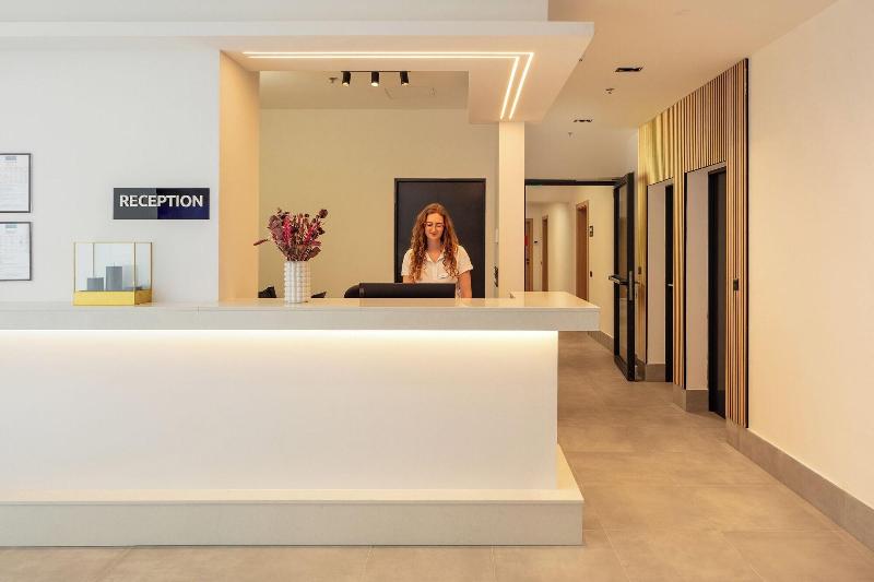 Seesea Hotel image