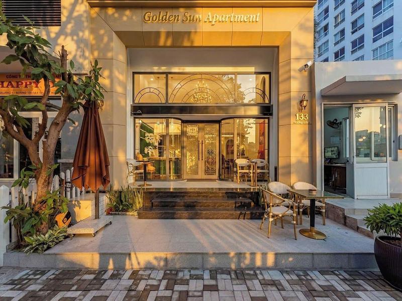 Golden Sun Apartment & Hotel By Zuzu image