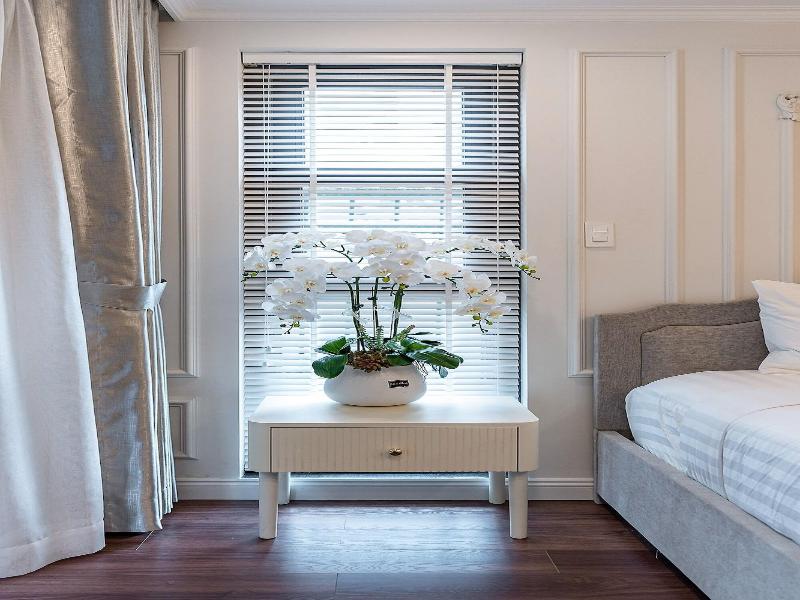 Golden Sun Apartment & Hotel By Zuzu image