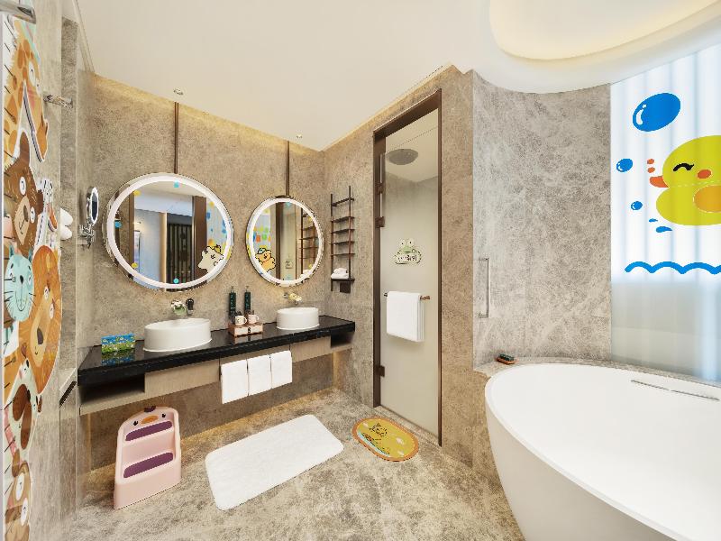 Hilton Huzhou Nanxun image