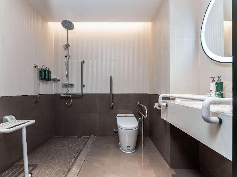 Hilton Garden Inn Huzhou High-speed Railway Statio image
