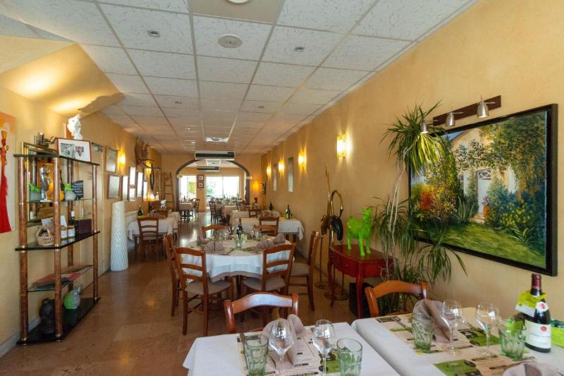 Logis Hotel Le Cantarel image