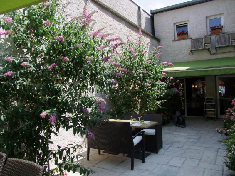 Logis Hotel Le Cantarel image