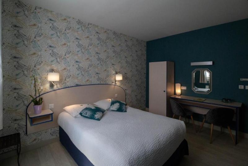Logis Hotel Le Cantarel image