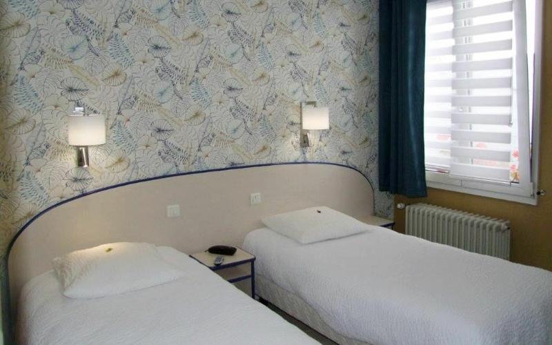 Logis Hotel Le Cantarel image