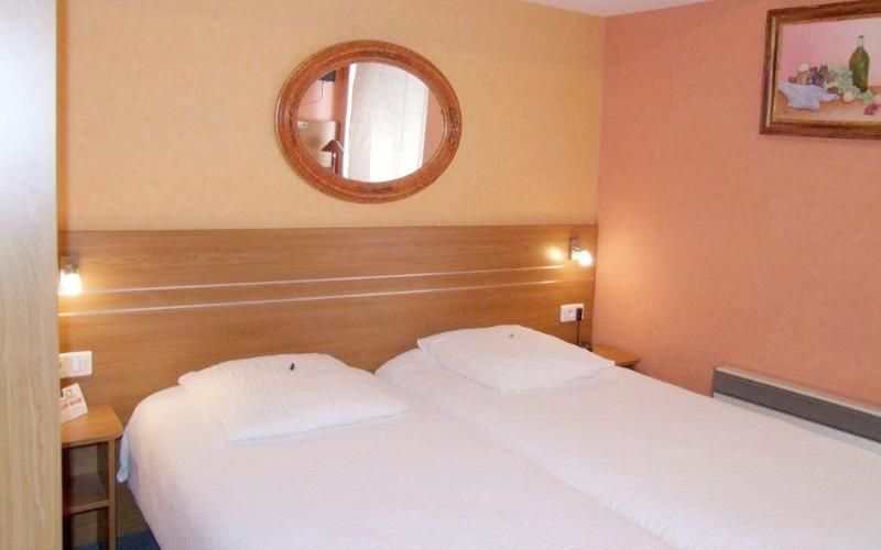 Logis Hotel Le Cantarel image