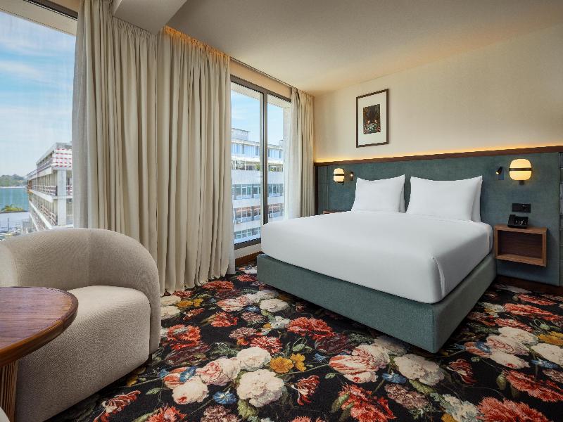 Duo Hotel Lisbon, Curio Collection by Hilton image