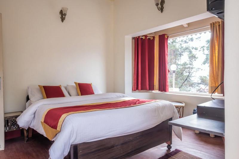 Dew Drops Homestay image