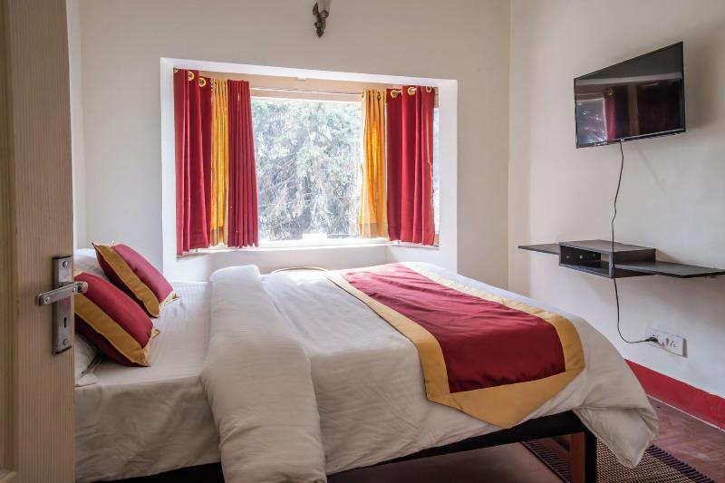 Dew Drops Homestay image
