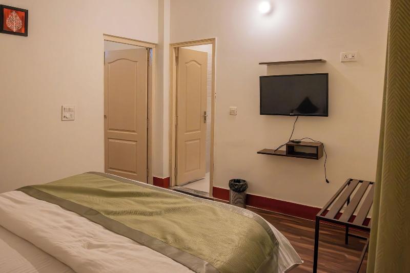 Dew Drops Homestay image