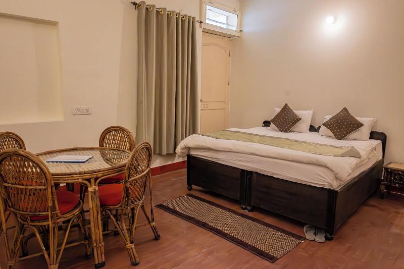 Dew Drops Homestay image