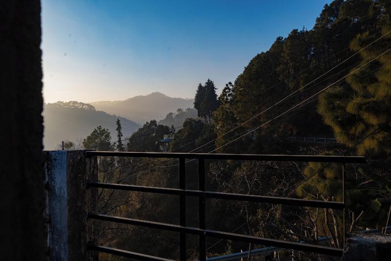 Dew Drops Homestay image