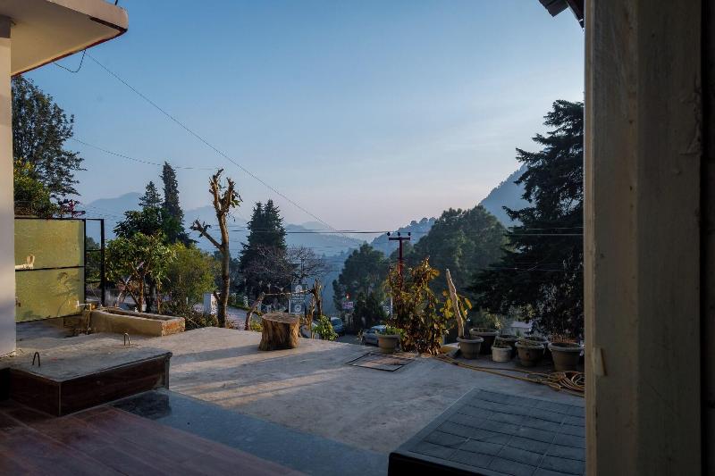 Dew Drops Homestay image