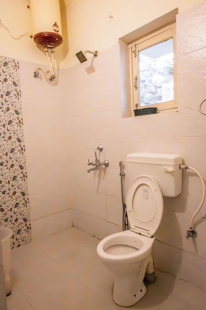 Dew Drops Homestay image
