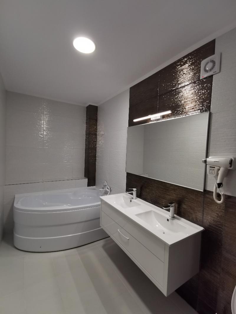 Hotel Javu image