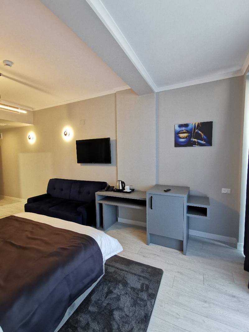 Hotel Javu image