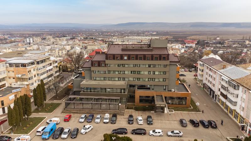 Hotel Central Pascani image