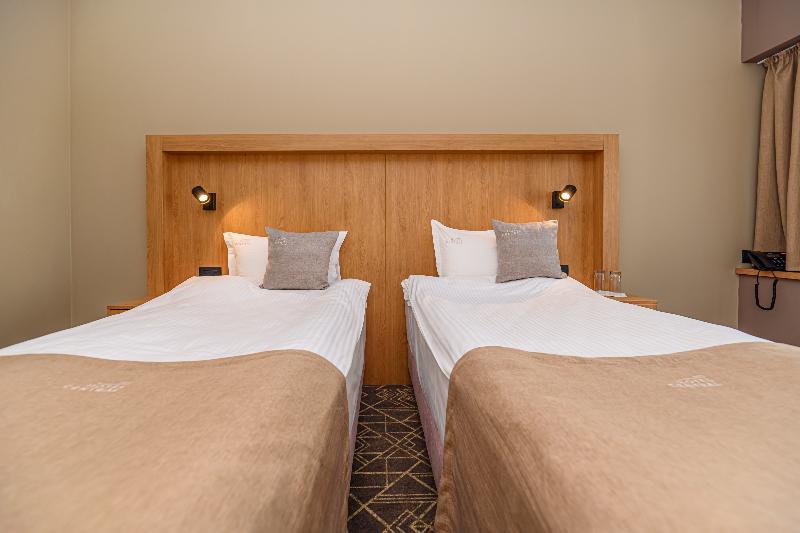 Hotel Central Pascani image