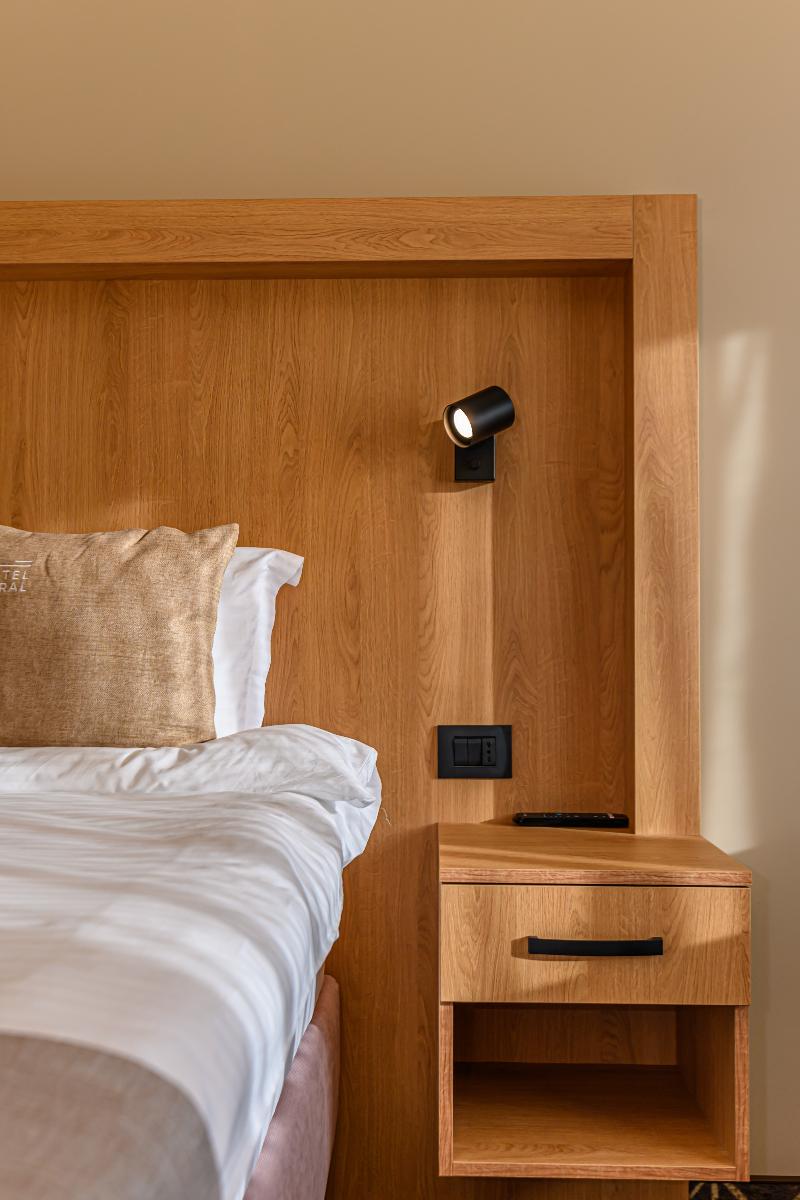Hotel Central Pascani image