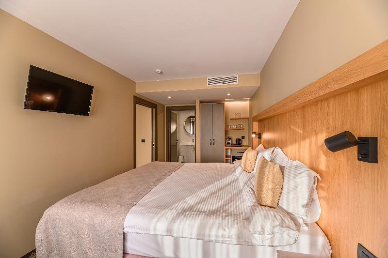 Hotel Central Pascani image