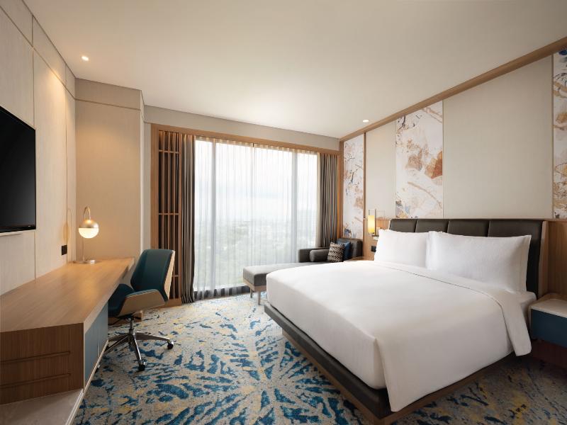 Doubletree By Hilton Jakarta Bintaro Jaya image