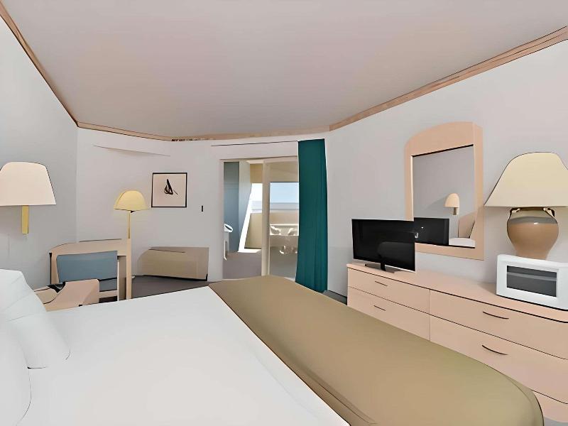 Econo Lodge Inn & Suites image