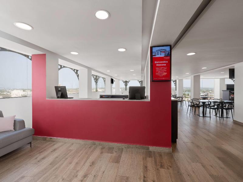 Ramada By Wyndham Tampico Centro image